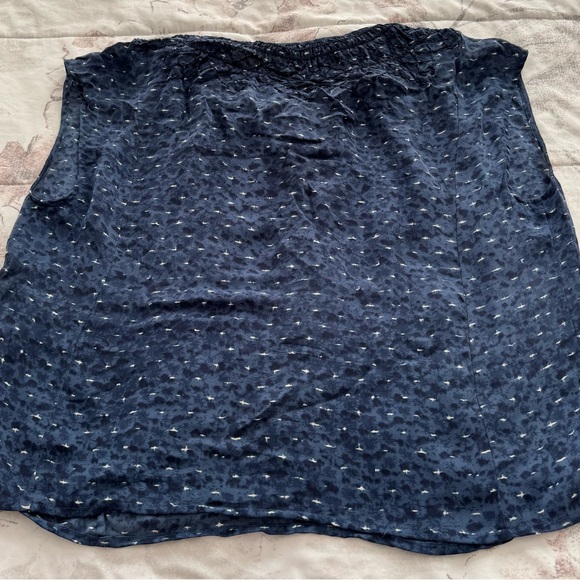 Navy blue abstract print Blouse with Tassel Detail, size L relaxed fit bohemian - Picture 9 of 12